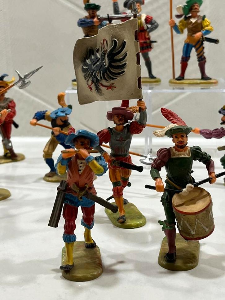 Elastolin Hausser 7 cm Landsknecht figuren set van 12 stuks, Hobby en Vrije tijd, Modelbouw | Figuren en Diorama's, Zo goed als nieuw