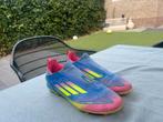 Voetbalschoenen Adidas F50, Maat XS of kleiner, Ophalen of Verzenden, Gebruikt, Schoenen