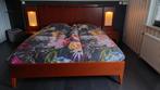 Bed met nachtkastjes en losse kast. Ontwerp Jan des Bouvrie, Ophalen, Zo goed als nieuw, Tweepersoons