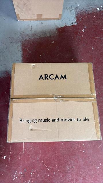 Arcam AVR 21 AV Receiver black nieuw in doos beschikbaar voor biedingen