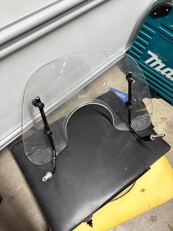 Piaggio Vespa windscherm laag beschikbaar voor biedingen