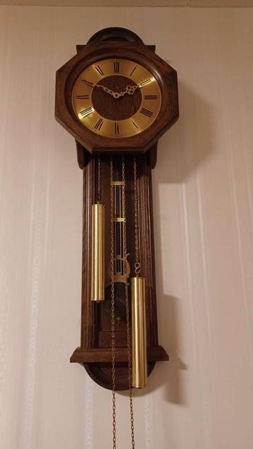 Klok t.e.a.b. beschikbaar voor biedingen