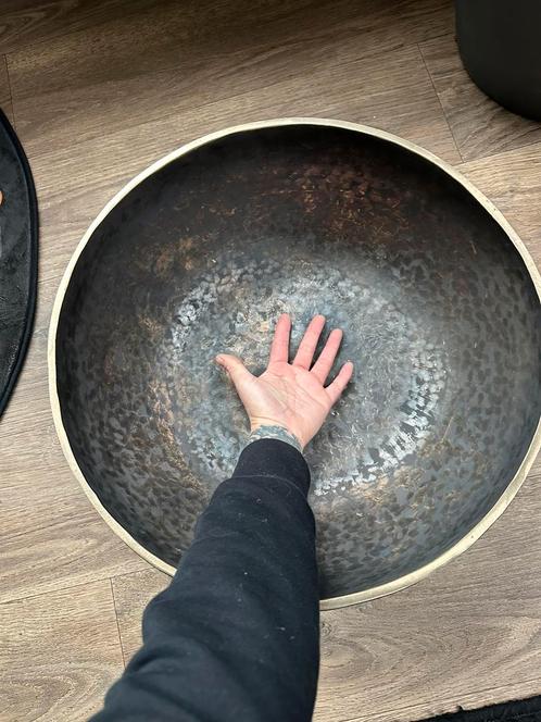 Hele bijzondere grote Tibetaanse ceremonie klankschaal, Muziek en Instrumenten, Percussie, Gebruikt, Overige soorten, Ophalen of Verzenden