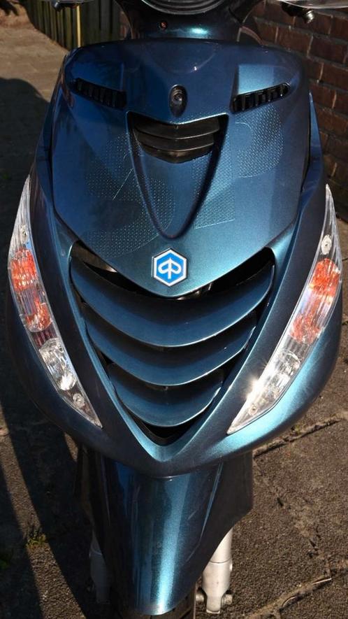Piaggio zip 50 cc, Fietsen en Brommers, Scooters | Piaggio, Zo goed als nieuw, Zip, Ophalen