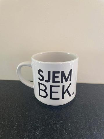Mok bedrukt gepersonaliseerd cadeau beschikbaar voor biedingen