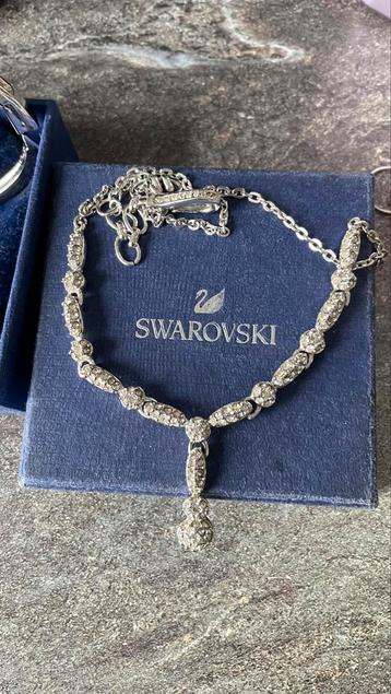 Swarovski beschikbaar voor biedingen