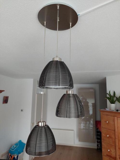 Moderne ronde hanglamp set van drie., Huis en Inrichting, Lampen | Hanglampen, Zo goed als nieuw, Minder dan 50 cm, Glas, Kunststof
