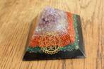 Orgonite piramide met Rode Jaspis, Seed of Life en meer, Sieraden, Tassen en Uiterlijk, Edelstenen, Ophalen of Verzenden, Nieuw