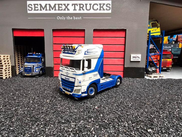 Wsi daf xf 106 h den hertog losse truck, Hobby en Vrije tijd, Modelauto's | 1:50, Zo goed als nieuw, Bus of Vrachtwagen, Wsi, Ophalen