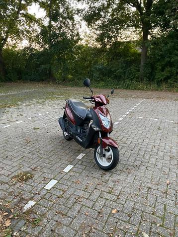 Kymco Agility 50 Brom beschikbaar voor biedingen