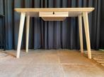 Mooi slank bureau essen, Huis en Inrichting, Ophalen of Verzenden, Gebruikt