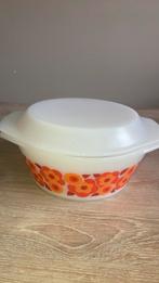 Vintage Arcopal Lotus ovenschaal, Huis en Inrichting, Keuken | Servies, Glas of Glazen, Ophalen of Verzenden, Overige stijlen