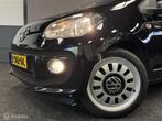 Volkswagen Up! 1.0 high up! 75 PK *BLACK UP!* 5 DEURS / FULL, Voorwielaandrijving, Euro 5, Gebruikt, Up!