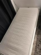 Bed IKEA met matras eenpersoons 90 x 200, Kinderen en Baby's, Kinderkamer | Bedden, 85 tot 100 cm, Ophalen of Verzenden, Zo goed als nieuw