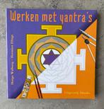 M. Walburg - Werken met yantra's, Ophalen of Verzenden, Zo goed als nieuw, M. Walburg, Instructieboek