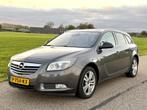 Opel Insignia Sports Tourer 2.8 T Executive 4x4, Auto's, Opel, Automaat, Gebruikt, Vierwielaandrijving, 1700 kg