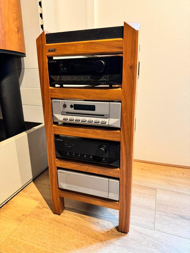 Mooie Cyrus Set In Origineel Rek “Zeldzaam”, Audio, Tv en Foto, Versterkers en Receivers, Zo goed als nieuw, Stereo, 60 tot 120 watt