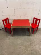 Ikea lätt kindertafel, hout, rood + 2 kritter stoelen rood, Kinderen en Baby's, Kinderkamer | Tafels en Stoelen, Ophalen of Verzenden