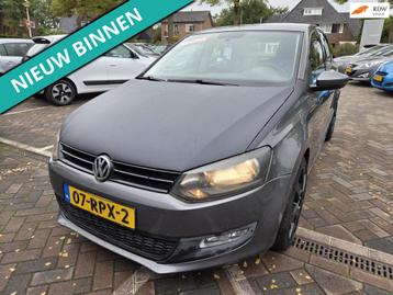 Volkswagen Polo 1.4-16V Comfortline LEUKE AUTO RIJDT EN SCHA beschikbaar voor biedingen