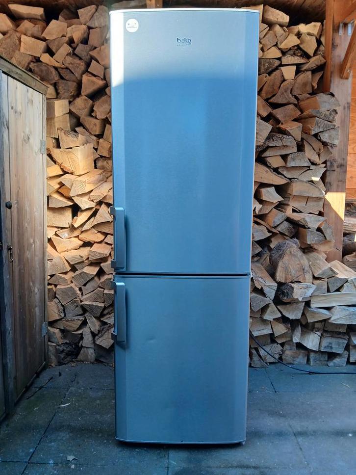 Beko koel- vriescombinatie, Witgoed en Apparatuur, Koelkasten en IJskasten, Gebruikt, Met aparte vriezer, 200 liter of meer, 160 cm of meer