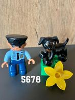 Lego Duplo 5678 - Politieagent met Hond, Ophalen of Verzenden, Gebruikt, Duplo