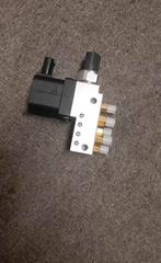 Ventielblok W211/S211/W219 Airmatic, Ophalen of Verzenden, Nieuw