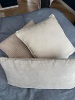 Set 3 kussen zand/ beige kleur, Verzenden, Zo goed als nieuw, Beige, Vierkant
