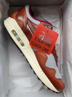 Nike Air Max 1 | Patta The Next Wave Dark Russet | 43, Nieuw, Ophalen of Verzenden, Bruin, Sneakers of Gympen