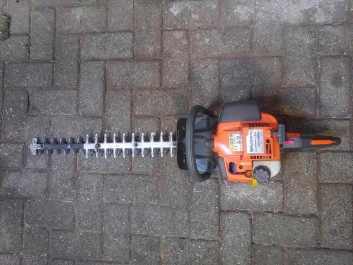 Husqvarna 325HD60 heggenschaar, Tuin en Terras, Heggenscharen, Gebruikt, Benzine, Ophalen of Verzenden