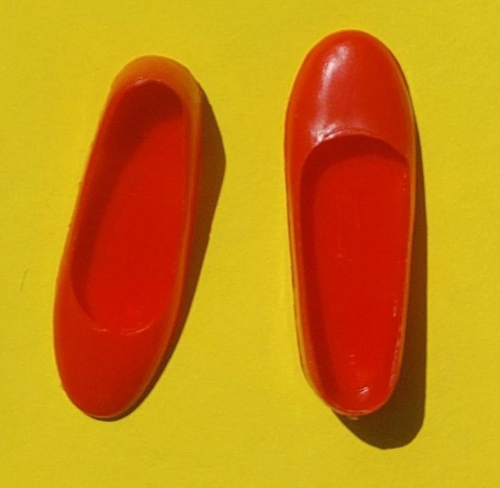 Vintage Skipper schoentjes flats rood Mattel Barbie Japan, Verzamelen, Poppen, Zo goed als nieuw, Accessoires, Ophalen of Verzenden