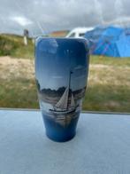 Royal Copenhagen Vaas met Zeilschip, Antiek en Kunst, Antiek | Vazen, Ophalen of Verzenden