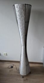 vloerlamp, Huis en Inrichting, Lampen | Vloerlampen, Ophalen, Zo goed als nieuw, Hout, 150 tot 200 cm