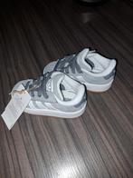 Adidas maat 21 niew ophalen shertogenbosch, Ophalen, Schoentjes, Jongetje of Meisje, Nieuw