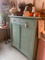 Olijfgroene kast, Ophalen, 100 tot 150 cm, Tante, Tante
