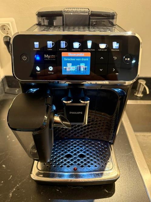Philips EP5441 LatteGo, Witgoed en Apparatuur, Koffiezetapparaten, Refurbished, Gemalen koffie, Koffiebonen, Koffiemachine, 2 tot 4 kopjes