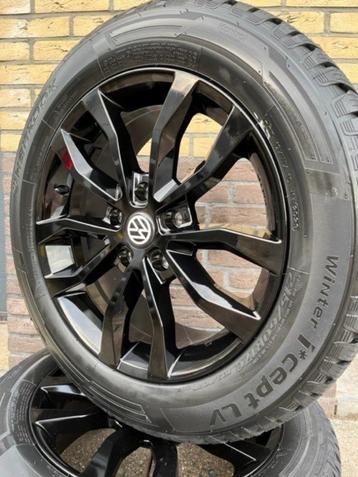 NWE 17" velgen VW Transporter Bulli + winterbanden beschikbaar voor biedingen