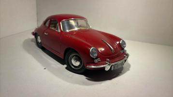 Porsche 356 b Bburago 1.18 beschikbaar voor biedingen