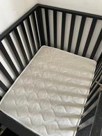 Zwarte box met matras en lade, Kinderen en Baby's, Boxen, Ophalen, Zo goed als nieuw, Vierkant, Lade