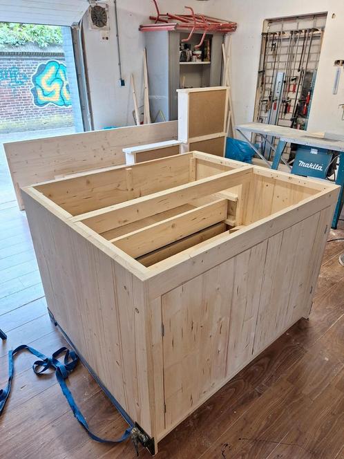 Keukeneiland van terug gedroogd en geschaafd hout, Huis en Inrichting, Keuken | Keukenelementen, Nieuw, Minder dan 100 cm, 25 tot 50 cm
