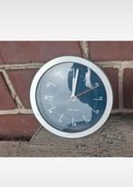 Karlsson Klok 16 CM - Stijlvolle Wandklok, Ophalen of Verzenden, Zo goed als nieuw, Analoog, Wandklok