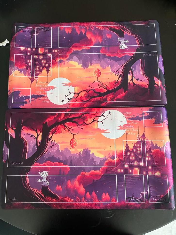 Magic: The Gathering Playmats (2 stuks), Hobby en Vrije tijd, Gezelschapsspellen | Overige, Nieuw, Een of twee spelers, Ophalen of Verzenden