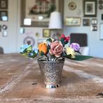 Zilveren miniatuur emmertje met papieren bloemetjes, Ophalen of Verzenden, Overige typen