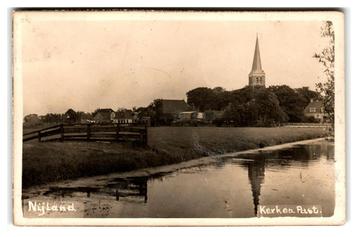 Nijland, (tussen Sneek en Bolsward) Kerk en Past. Fotokaart beschikbaar voor biedingen