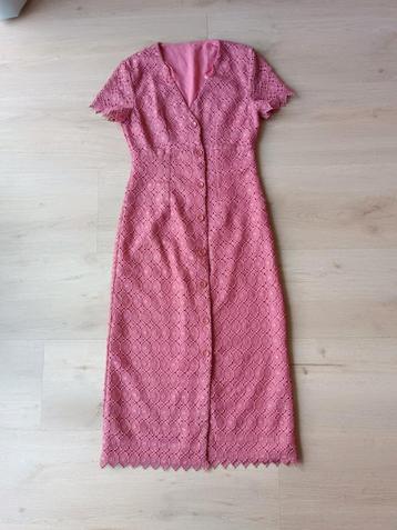 Nette roze jurk met kant small beschikbaar voor biedingen