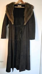 Balmain jas met bontkraag in bruin suede, Ophalen of Verzenden, Gedragen, Bruin