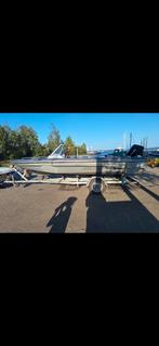 Speedboot visboot roofvisboot fishfinder minkota, Watersport en Boten, Vis- en Consoleboten, Ophalen, Zo goed als nieuw, 3 tot 6 meter