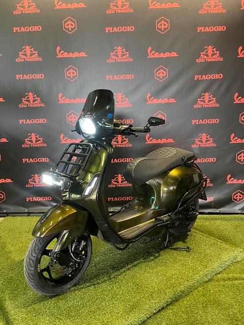 Vespa Sprint 2017 Brom! Python Green Dubbeldisk Malossi 80cc, Fietsen en Brommers, Scooters | Vespa, Ophalen of Verzenden