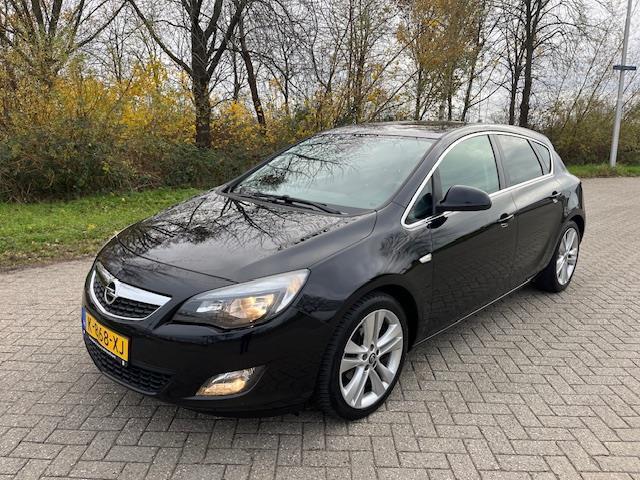 Opel Astra 1.4 Turbo GT*140PK*NAVI*CLIMA*FULL OPTIONS*, Auto's, Opel, Particulier, Te koop, Astra, ABS, Airbags, Airconditioning