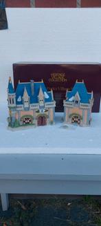 Department 56 Disney park Village serie, Diversen, Kerst, Ophalen of Verzenden, Zo goed als nieuw