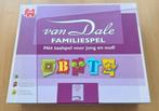 Van Dale familiespel, Hobby en Vrije tijd, Gezelschapsspellen | Bordspellen, Drie of vier spelers, Ophalen of Verzenden, Zo goed als nieuw